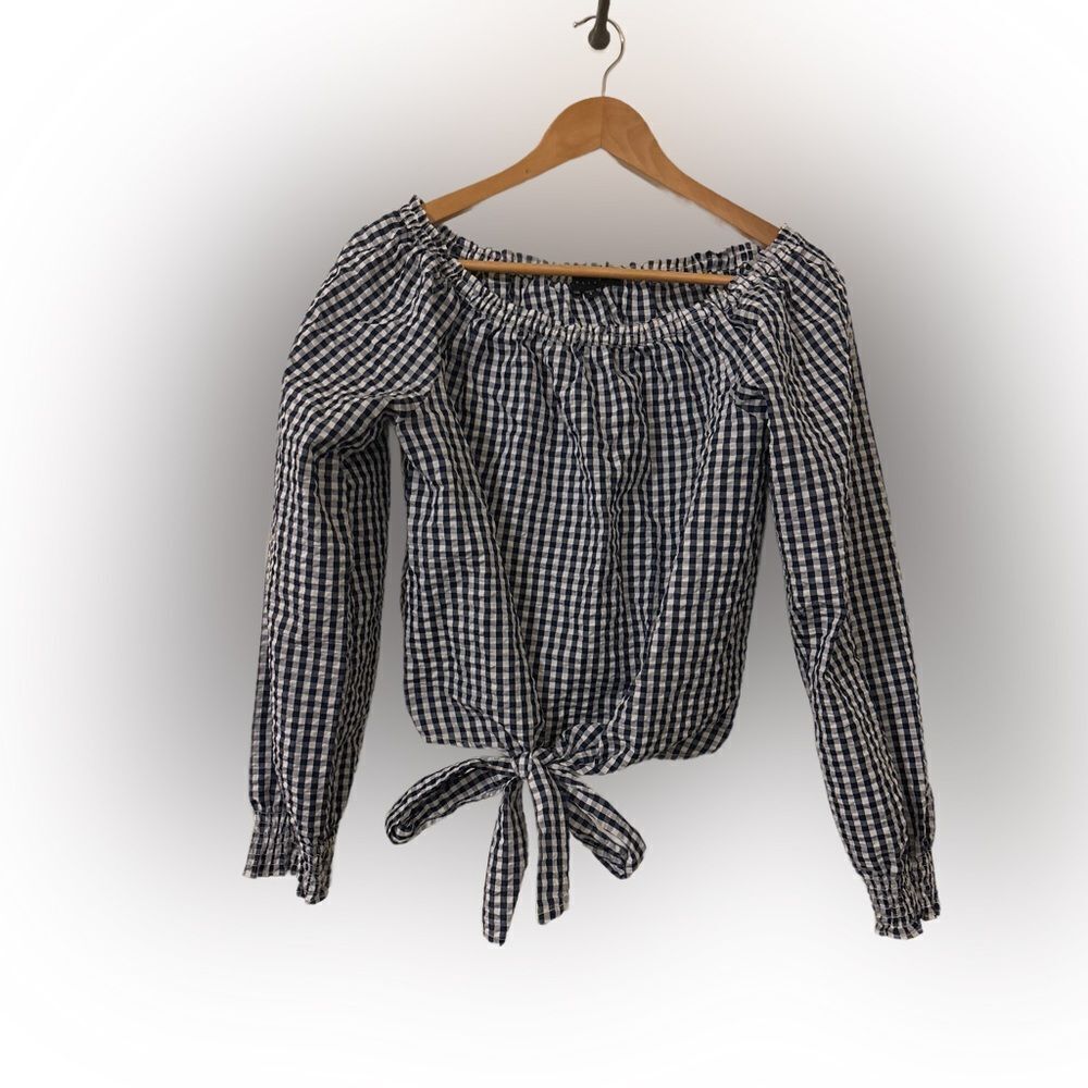 Sanctuary off the shoulder front tie shirt - Picture 2 of 3